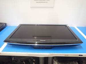 lot 2 image: Samsung&nbspLN-T4066F 40 TV  1920 x 1080 HD Resolution screen  Includes power cable 