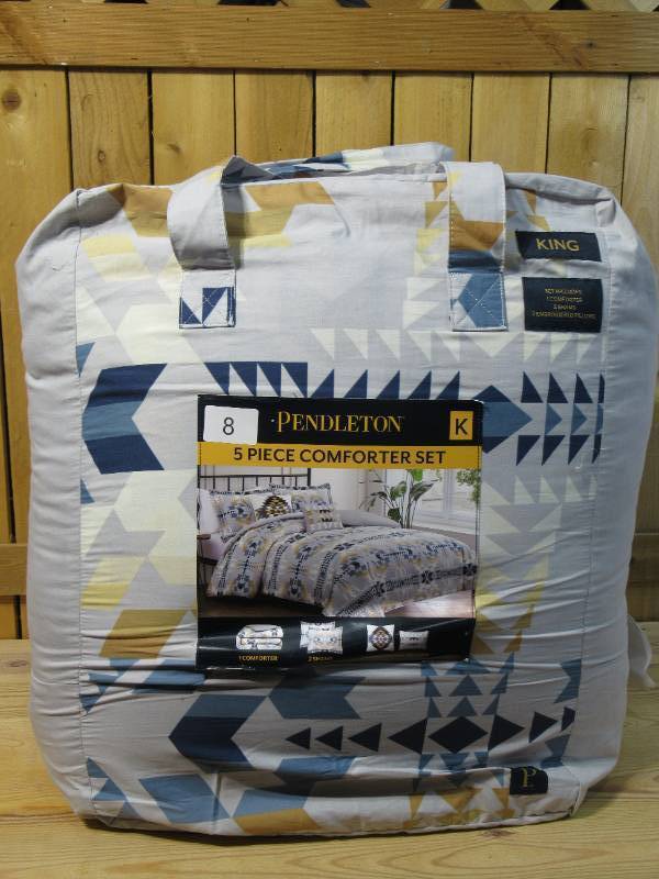 lot 8 image: Pendleton Legend Lake 5-piece Comforter Set  King