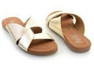 lot 59 image: Corkys Scuba Slip-on Sandals, Womens Size 6  Gold