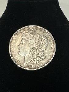 lot 35 image: 1921 Morgan Silver Dollar