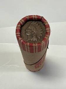 lot 36 image: Unsearched Roll of Wheat Pennies