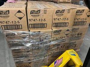 lot 17 image: MSRP $4,248 72 cases Purell Advanced Instant&nbspHand Sanitizer Refreshing Gel&nbspFormulated With A Nourishing Blend Of Skin Conditioners (12 bottles per case) Expiration Date 1023