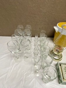 lot 15 image: MID CENTURY MODERN LEMON PIE YELLOW BARWARE ICE BUCKET & MORE