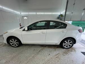 2010 Mazda Mazda3 L Touring