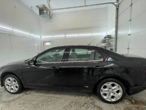 2011 Ford Fusion SE - 2 OWNERS