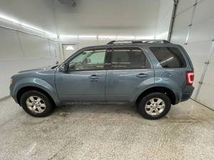 2011 Ford Escape Limited - AWD