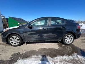 2011 Mazda Mazda3 I Sport  - 2 OWNERS