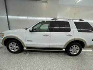 2006 Ford Explorer Eddie Bauer - 4X4