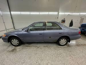 2000 Toyota Camry LE
