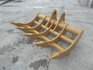 lot 3 image: LANDHERD Excavator Rake Cat 312