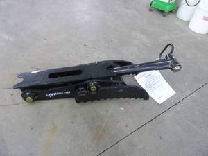 lot 15 image: LANDHERD Mini Excavator Thumb 6T