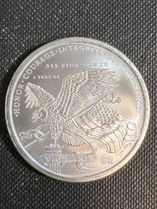 1 TROY OZ .999 FINE SILVER TRUMP ROUND