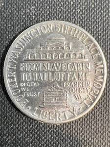 1946-S US SILVER HALF DOLLAR BOOKER T. WASHINGTON COMMEMORATIVE