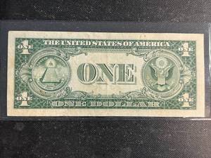 1935-F US BLUE SEAL $1 SILVER CERTIFICATE