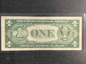 1935-E US BLUE SEAL $1 SILVER CERTIFICATE