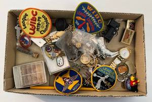 lot 117 image: Large Group Of Misc. Smalls Including Pinback Buttons And More