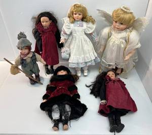lot 128 image: Group Of Misc. Porcelain Dolls Some With Stands