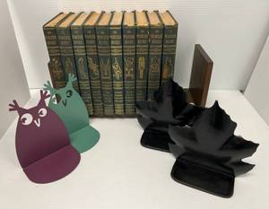 lot 12 image: Group Including 1940 The Wonder Books, Folding Book Rack And Book Ends