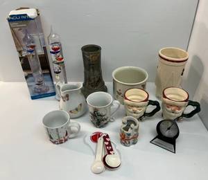 lot 13 image: Group Of Misc. Vintage Items