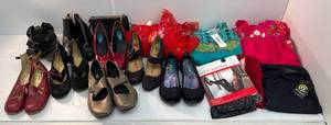 lot 36 image: Large Group Of Womens Dresses, Leggings, Shoes And More Including Sketchers Size 10-11