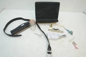 hand stitcher