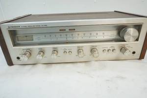 Pioneer receiver