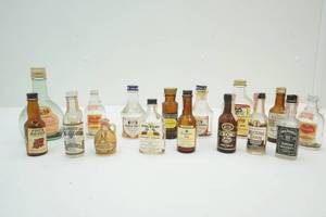 vintage traveler liquor bottles