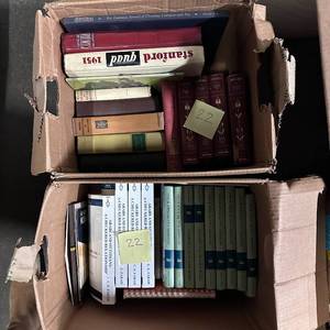 lot 22 image: Large Group of Antique Islamic books