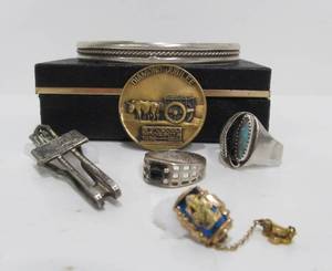 lot 45 image: Estate Lot of Vintage Sterling Mens Rings Bracelet etc