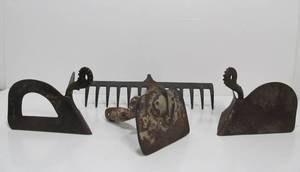 lot 55 image: Group of Primitive Antique Metal Implement Heads