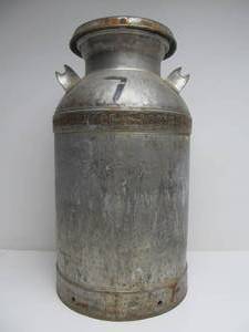 lot 192 image: Old Vintage Mabel Creamery Assn DairyMilk Can