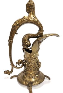 lot 94 image: Excellent Old Vintage Ornate Sculptural Ewer Handle
