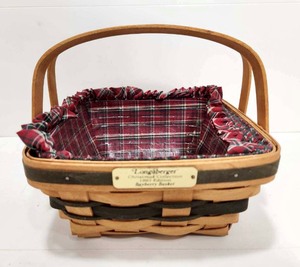 lot 151 image: Excellent LONGABERGER Bayberry Basket wExtras