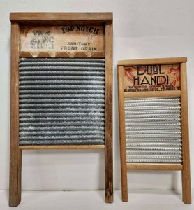 lot 257 image: 2 Primitive Vintage Wood Washboards