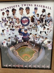 lot 312 image: Authentic TONY OLIVA Autographed MN Twins Framed Picture