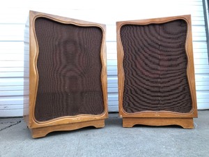 lot 327 image: Very Cool Pair of LARGE Vintage Stromberg Floor Speakers