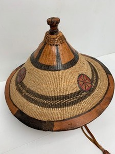 lot 323 image: Vintage Woven Straw & Leather African Fulani Sun Hat