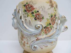 lot 342 image: Art Deco RED WING JB Hudson Exclusive Hand Decorated Vase Signed Jaques