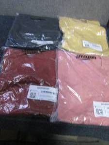 lot 25 image: 4 Mens Goodthreads Short Sleeved 3...