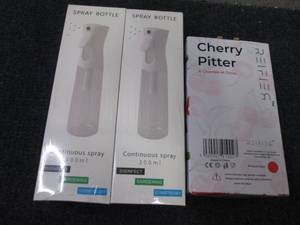 lot 27 image: 2 Continuous 300 ml Spray Bottles, ...