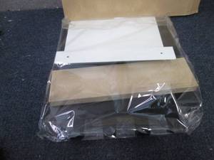 lot 73 image: Entryway Hooks Dcor...