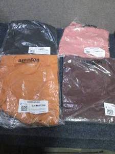 lot 85 image: 4 Mens Goodthreads Short Sleeved 3...