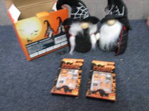 lot 116 image: Halloween Gnomes, Fingernails Tips,...