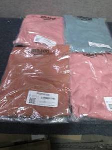 lot 126 image: 4 Mens Goodthreads Short Sleeved C...