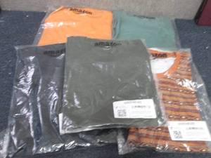 lot 128 image: 5 Mens Goodthreads Short Sleeved C...