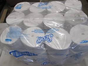 lot 133 image: 36 Rolls Scott 2ply Coreless Toilet...