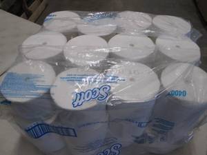 lot 134 image: 36 Rolls Scott 2ply Coreless Toilet...