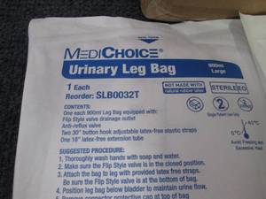 lot 170 image: Case of 48 Medichoice  900 mlUrinar...