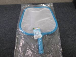 lot 231 image: 24 US Pool Supply Pool Leaf Skimmer...