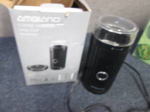 lot 239 image: Ambiano Coffee Grinder- powers on...